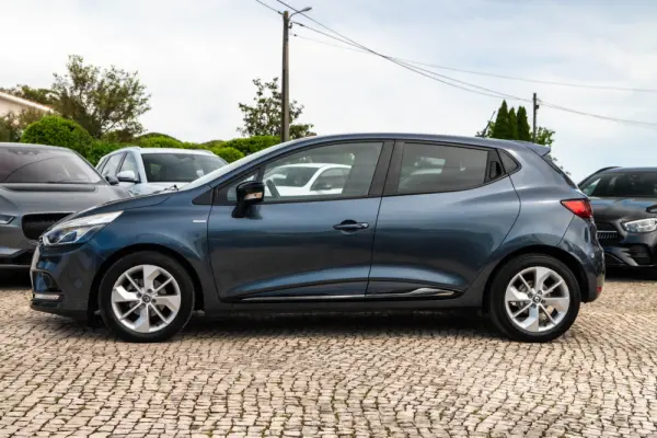 Renault Clio 1.5 dCi Limited EDition 11
