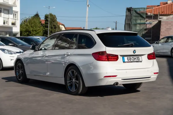 BMW 320 d Auto Line Sport 11
