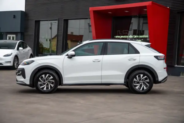 Volkswagen T-Roc 1.5 eTSI Life DSG 7