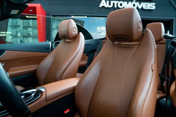 Mercedes-Benz E 220 d 4Matic 9G-TRONIC AMG Line 25
