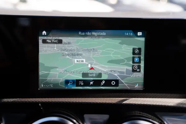 Mercedes-Benz A 250 Limousine e 8G-DCT AMG Line 21