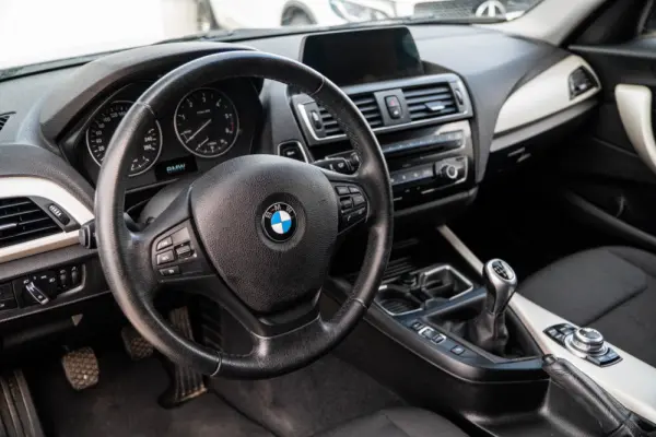 BMW 116 d Advantage 2