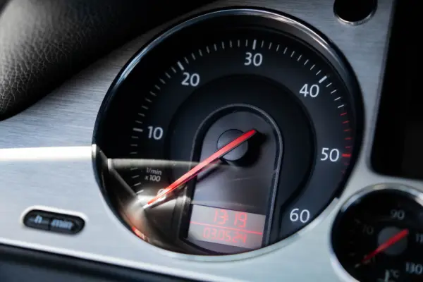 Volkswagen Passat 2.0 TDI Highline 16