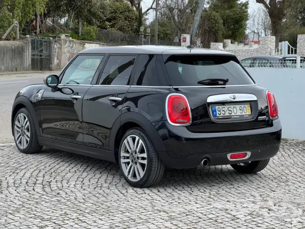 MINI 5 Portas Cooper D 4