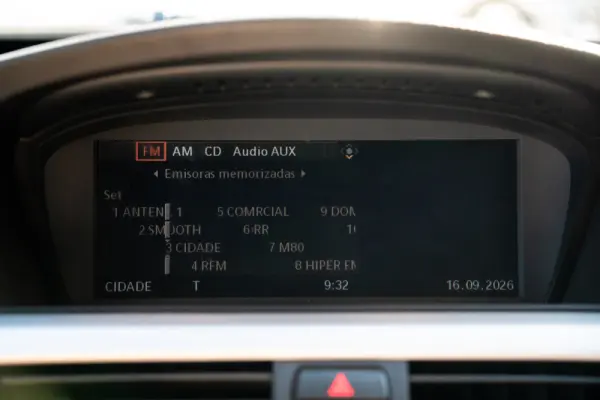 BMW 320 d Exclusive Touring 15
