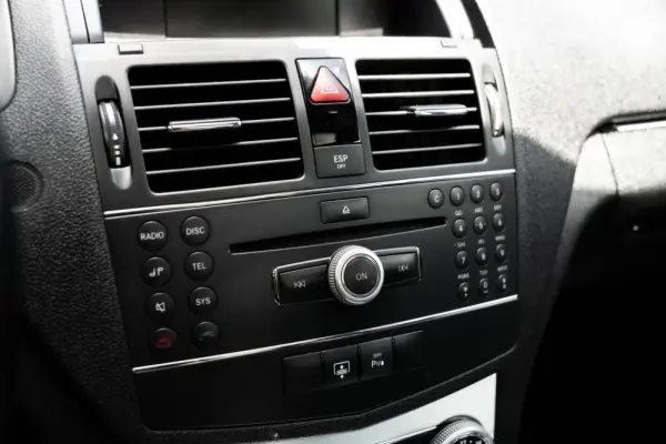 Mercedes-Benz C 220 CDI Avantgarde 27