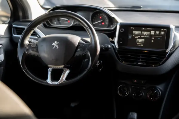 Peugeot 2008 1.6 BlueHDi Access 27