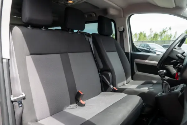 Peugeot Traveller 1.5 BlueHDi L2H1 Active Standard 21