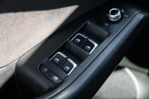 Audi Q5 40 TDI quattro S-line S-tronic 16