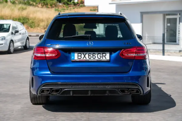 Mercedes-Benz C 63 AMG Station Speedshift 7G-MCT 12