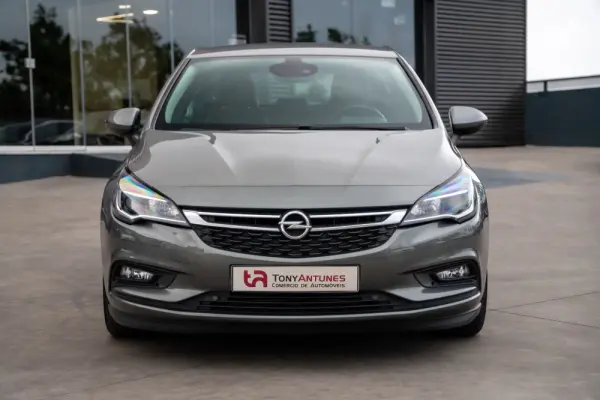 Opel Astra 1.6 CDTI Innovation S/S 8