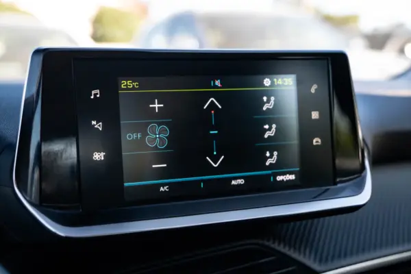 Peugeot e-208 50 kWh Active 11