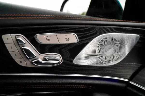 Mercedes-Benz CLS 350 d 4Matic AMG Line 29