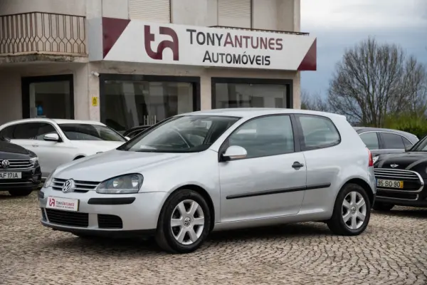 Volkswagen Golf 1.9 TDi BlueM. Confortline 1