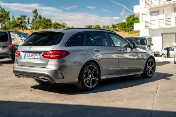 Mercedes-Benz C 200 (BlueTEC) d Station AMG Line 4