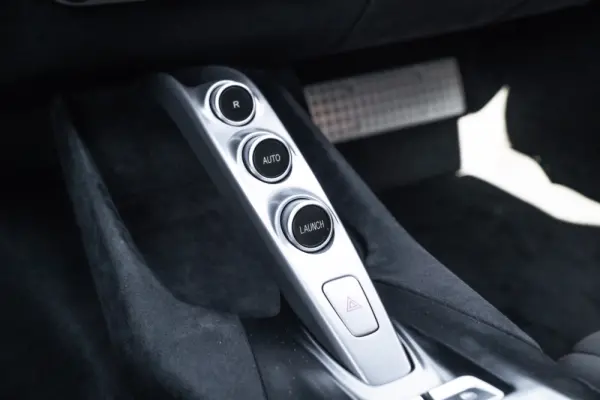 Ferrari 812 Superfast 6.5 V12 24