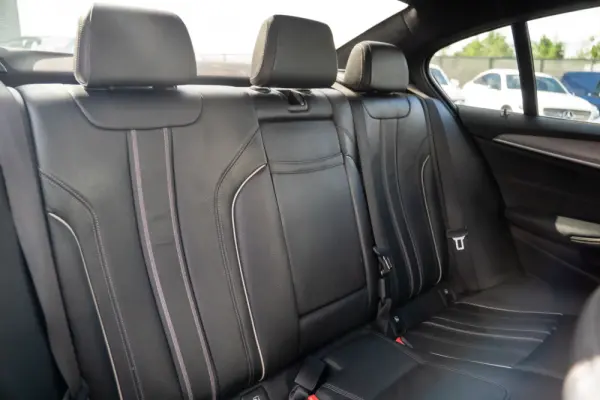 BMW 530 e iPerformance Pack M 26