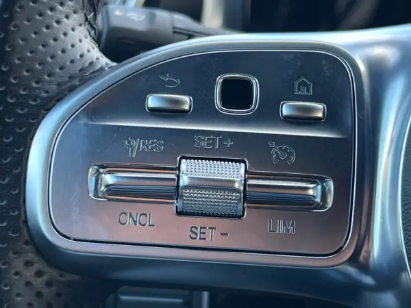 Mercedes-Benz A 250 e 8G-DCT Edition AMG Line 25