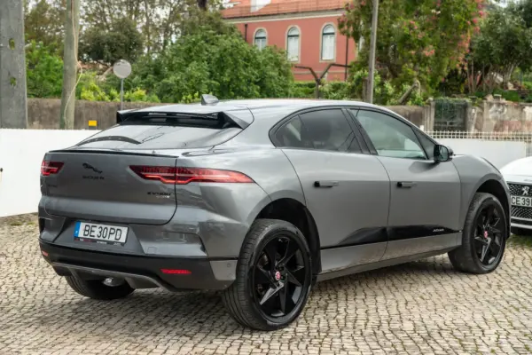 Jaguar I-Pace EV400 AWD SE 3