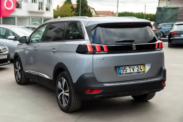 Peugeot 5008 1.6 BlueHDi Allure 13