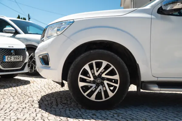 Nissan Navara 2.3 dCi CD 4WD N-Connecta 13