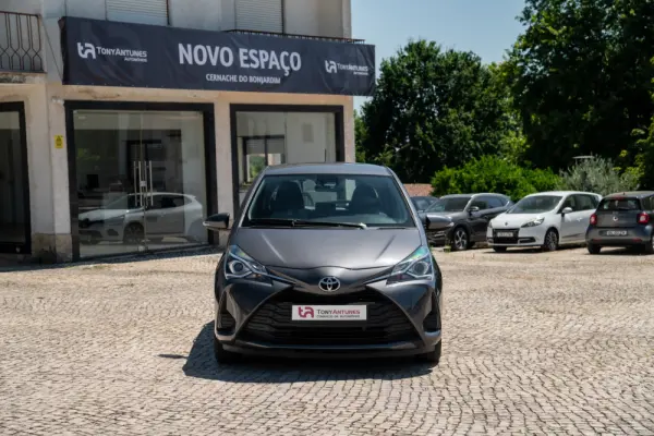 Toyota Yaris 1.0 VVT-i Comfort 5