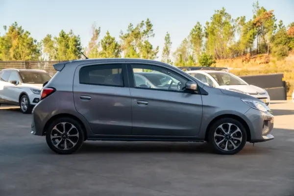 Mitsubishi Space Star 1.2 Connect Edition 11