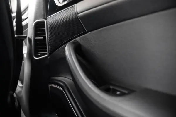 Porsche Panamera Sport Turismo 4 E-Hybrid Platinum Edition 28