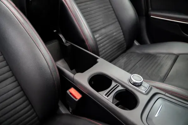 Mercedes-Benz GLA 180 (CDI) d 7G-DCT AMG Line 22