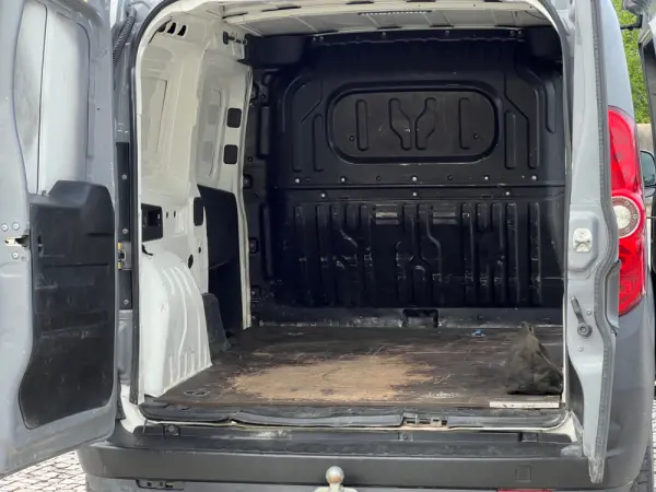 Fiat Doblo 1.3 Multijet 16V Trofeo 10