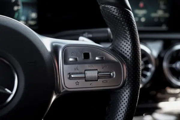 Mercedes-Benz A 250 e 8G-DCT Edition AMG Line 20