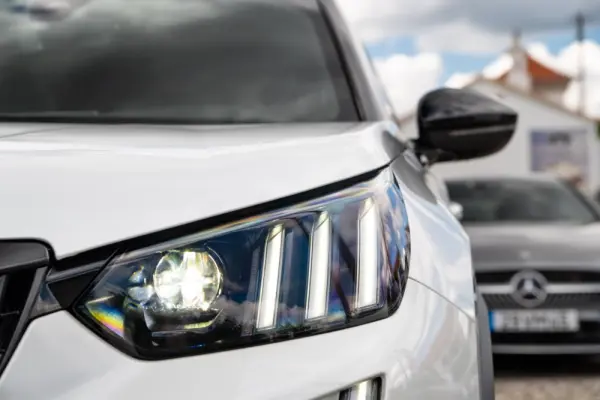 Peugeot 2008 1.5 BlueHDi GT EAT8 15