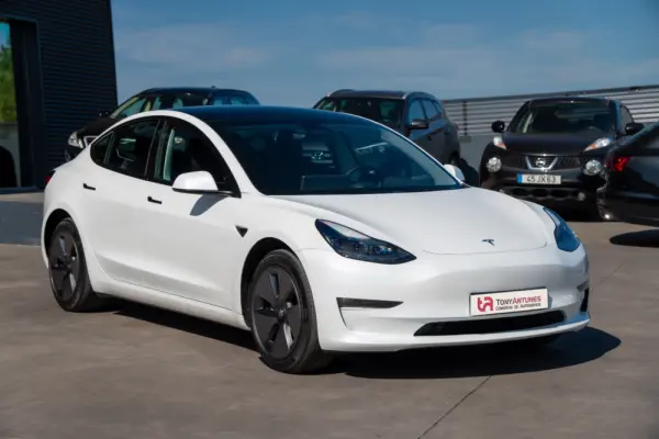 Tesla Model 3 Long Range RWD 7