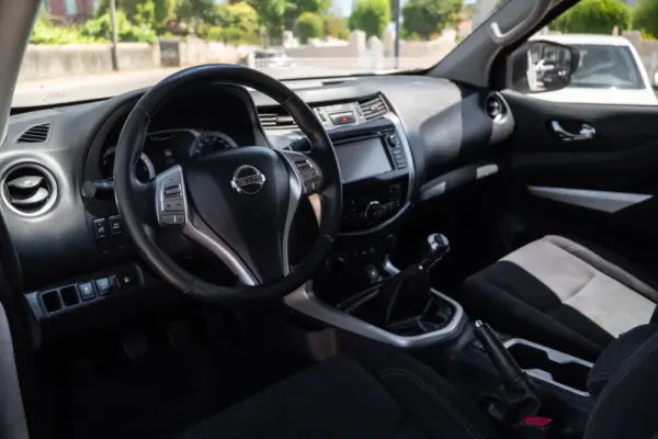 Nissan Navara 2.3 dCi CD 4WD N-Connecta 10