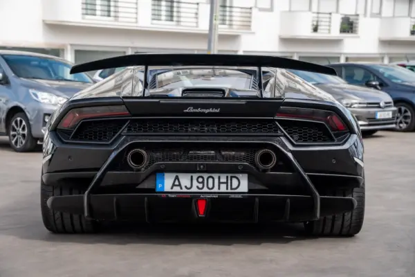 Lamborghini Huracán 5.2 V10 LP Performance 9