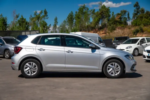 Volkswagen Polo 1.0 TSI Life 11