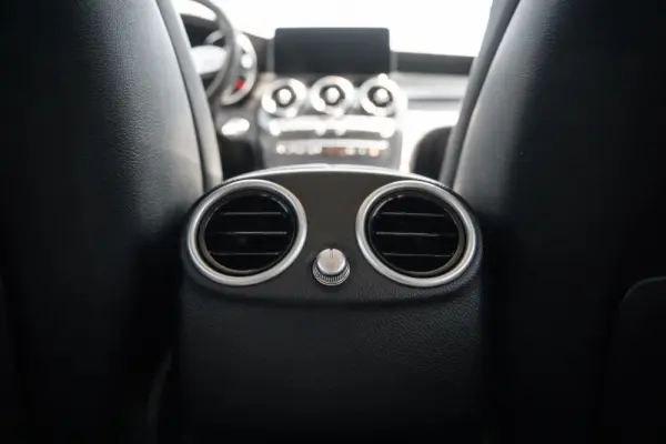Mercedes-Benz GLC 300 de 4Matic 12