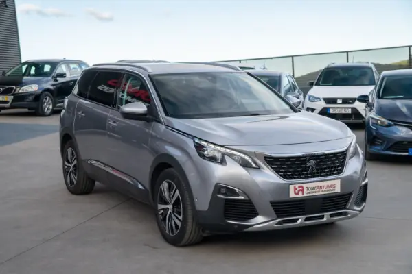 Peugeot 5008 1.6 BlueHDi Allure 9