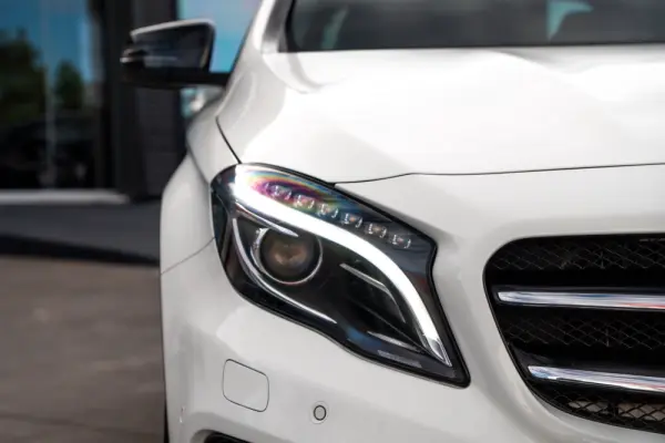 Mercedes-Benz GLA 180 (CDI) d 7G-DCT AMG Line 11