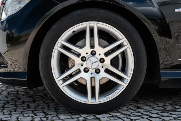 Mercedes-Benz C 220 CDI Avantgarde 5
