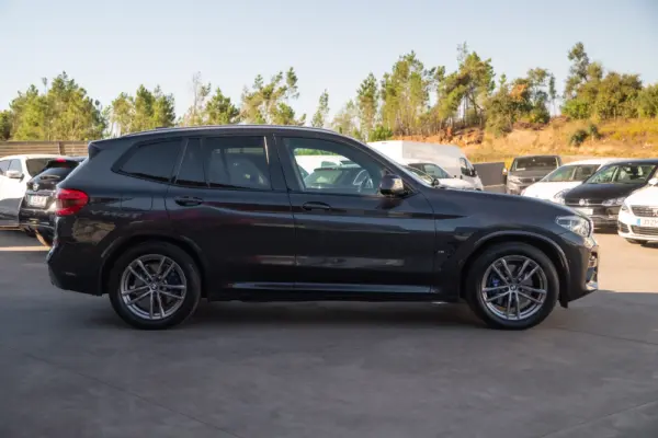BMW X3 30 e xDrive Pack M 7