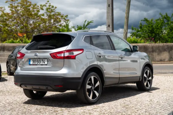 Nissan Qashqai 1.5 dCi N-Connecta 24