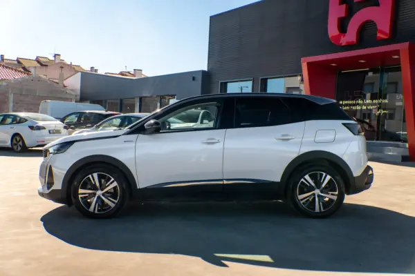 Peugeot 3008 1.6 Hybrid Allure Pack e-EAT8 6