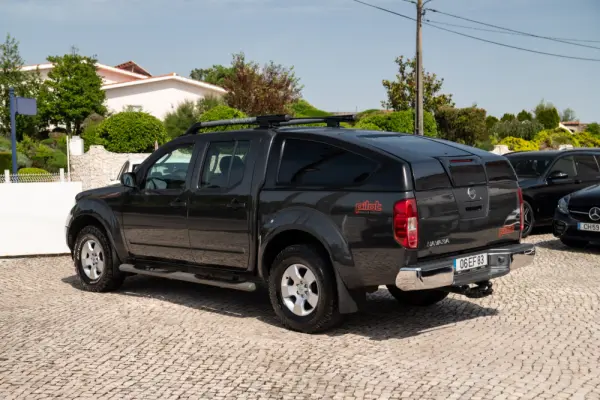 Nissan Navara 2.5 dCi CD Pilot Hi-Tech 18