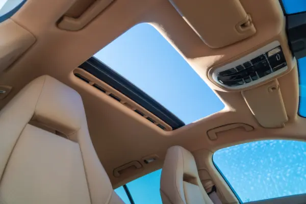 Porsche Panamera 4S PDK 26
