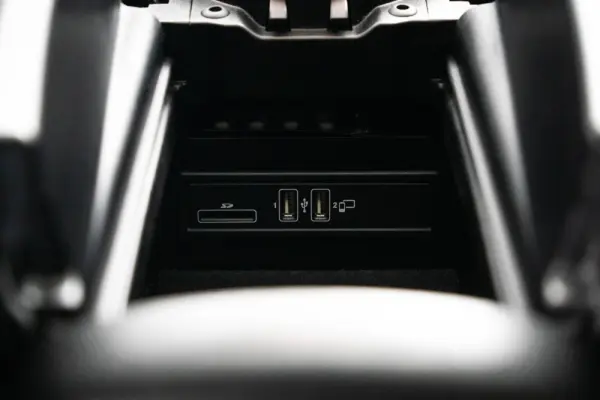 Mercedes-Benz CLS 350 d 4Matic AMG Line 16