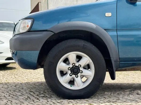 Nissan Terrano Outro 2