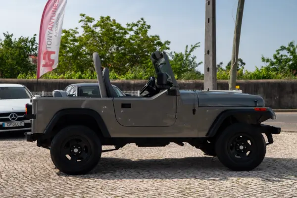 Jeep Wrangler 2.5 Sport Soft Top 9