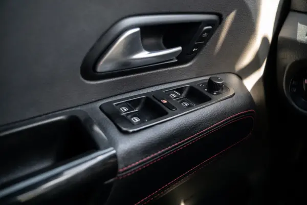 Volkswagen Amarok 2.0 BiTDI Highline 16