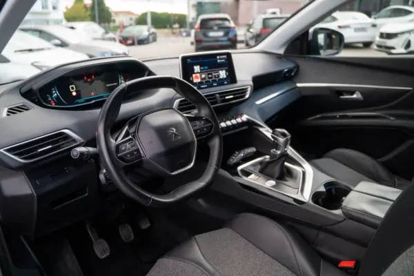Peugeot 5008 1.6 BlueHDi Allure 3
